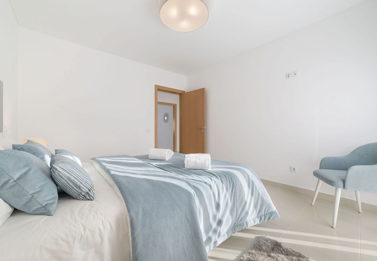 Apartamento em Salir do Porto - Apartamento novo com piscina perto da praia Apartamento em Salir do Porto - Apartamento novo com piscina perto da praia