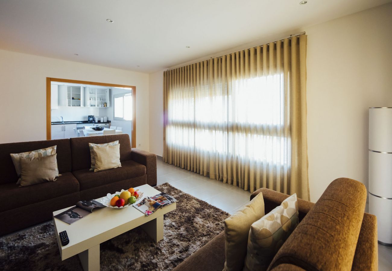 Apartamento, férias, Nazaré, praia, piscina, ondas, Portugal, SCH