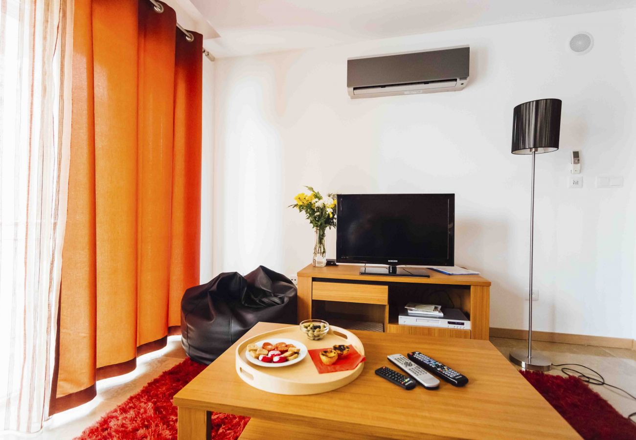 Apartamento férias alugar praia  piscina família Portugal São Martinho do Porto SCH