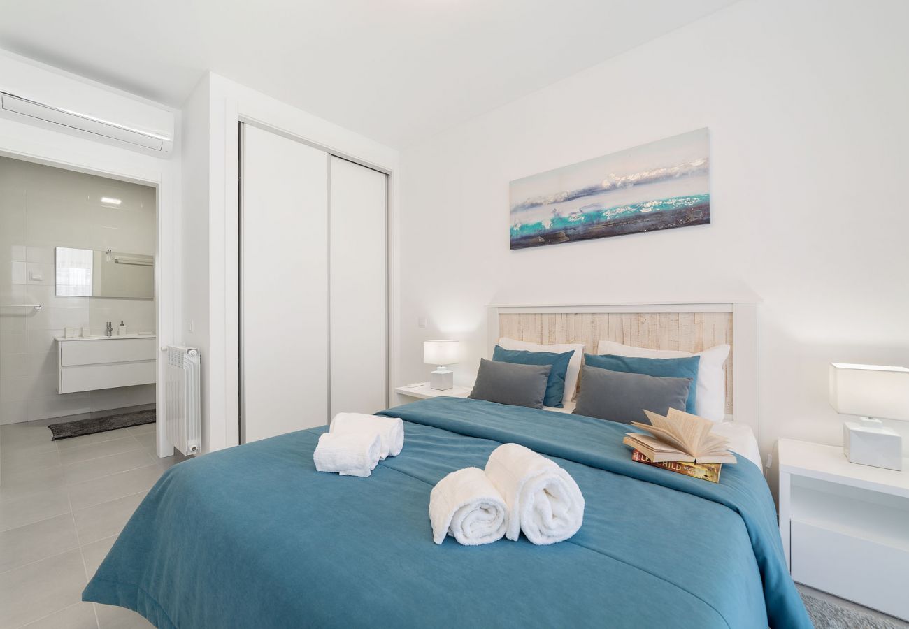 Apartamento, férias, Nazaré, praia, piscina, ondas, Portugal, SCH