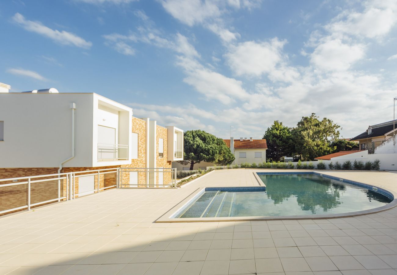 Alojamento Férias piscina espaço exterior jardim sch