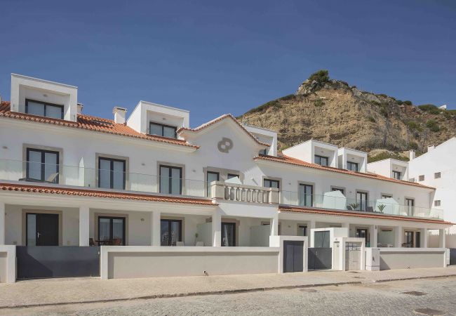 Apartamento vista mar alugar férias piscina partilhada praia São Martinho do Porto