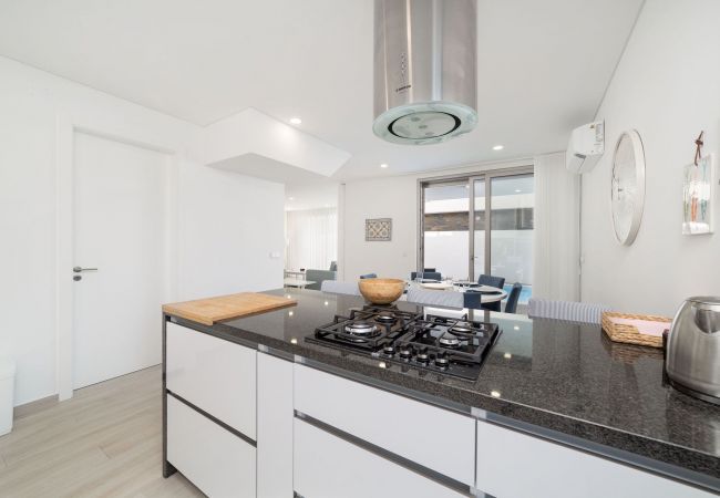Villa em Salir do Porto - Villa Atlântico - Villa de Férias com Piscina Privada e Jacuzzi com Vista By SCH Villa em Salir do Porto - Villa Atlântico - Villa de Férias com Piscina Privada e Jacuzzi com Vista By SCH