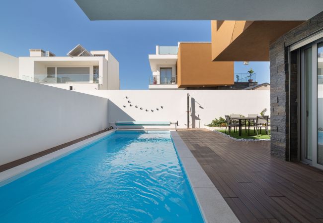 Villa, 3 quartos, piscina privada, jacuzzi, familia, perto da praia