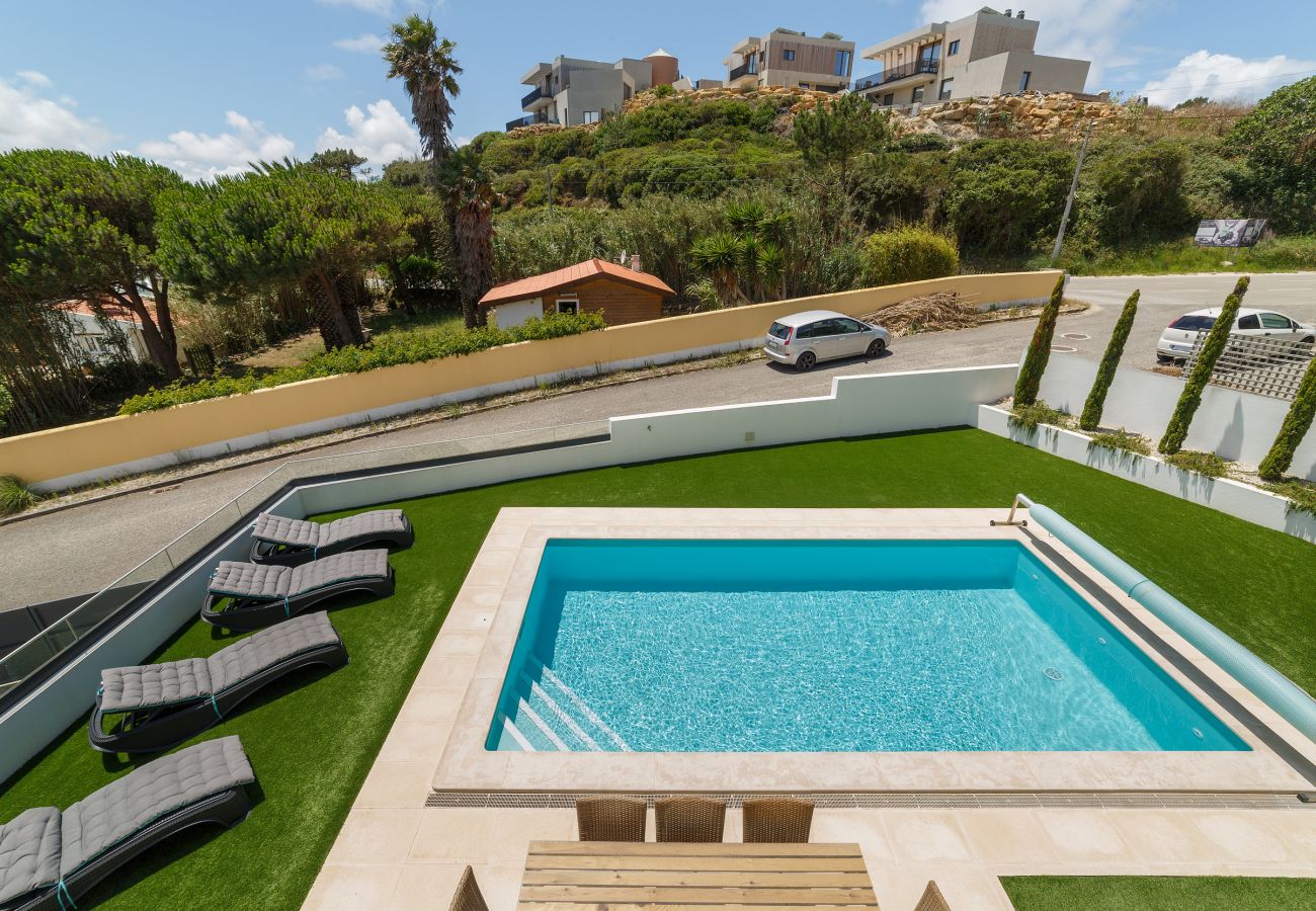 Casa de férias em Venda Nova, piscina privada, próxima à praia. Ideal para momentos inesquecíveis!