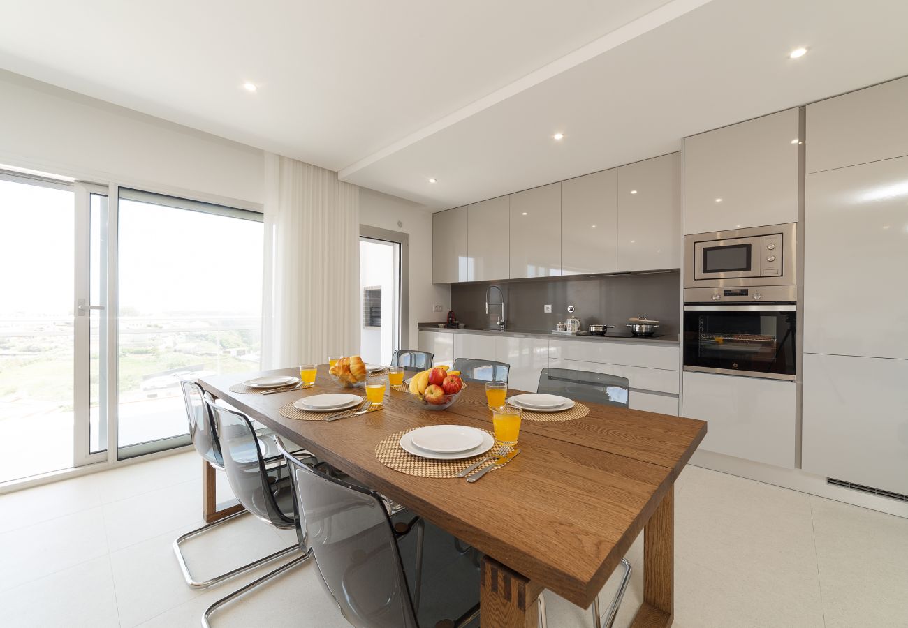 Nazaré, Férias, praia, apartamento, piscina, família, SCH