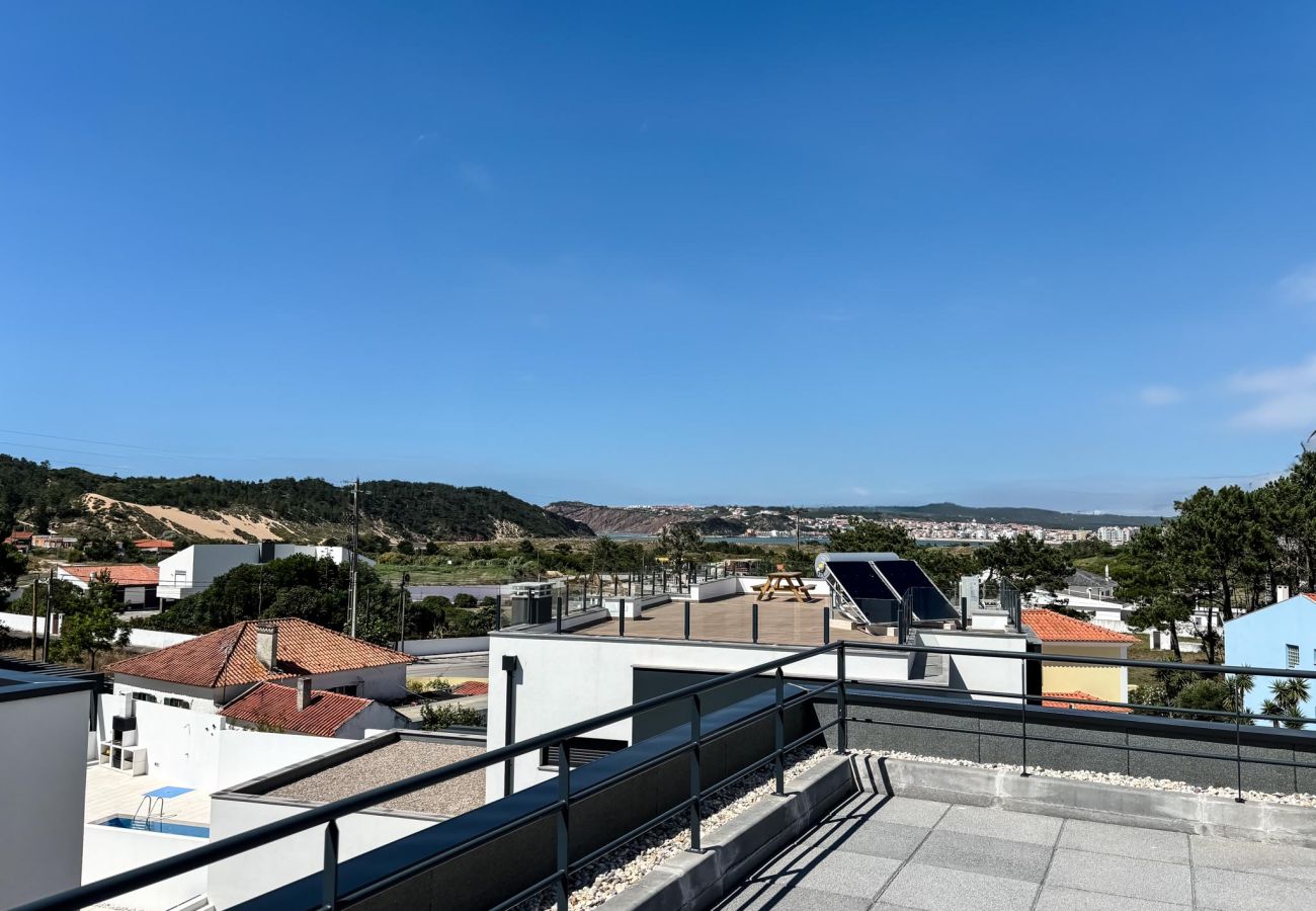 Villa em Salir do Porto - Villas Garça - Villa de Férias com Piscina Aquecida Privada By SCH