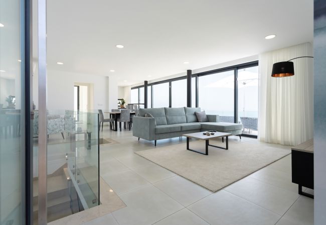 Villa em Famalicão - Casa Berlenga - Villa de Férias com Piscina Privada e Vista para o Mar By SCH Villa em Famalicão - Casa Berlenga - Villa de Férias com Piscina Privada e Vista para o Mar By SCH
