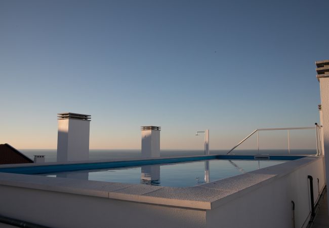 Apartamento em Nazaré - Lar da Onda