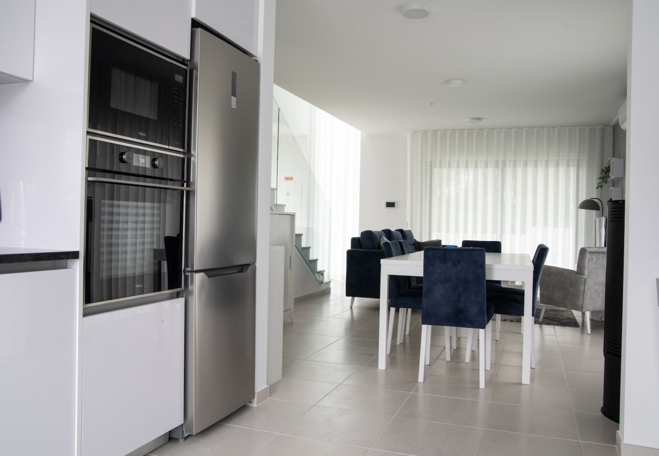 Villa Besugo, Pataias, férias, piscina privada, familia, praia, SCH