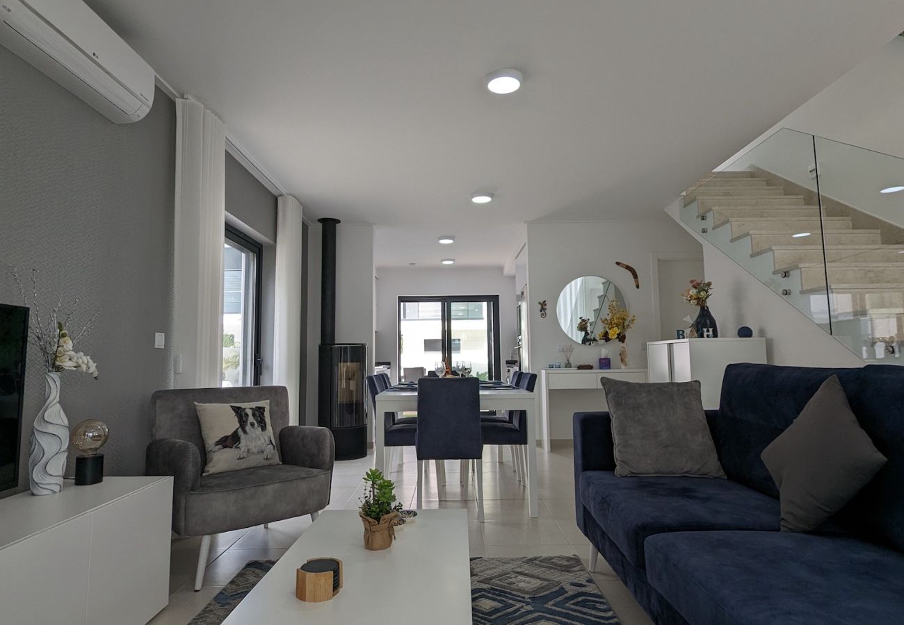 Villa em Pataias - Villa Besugo - Villa de Férias com Piscina Aquecida Privada By SCH