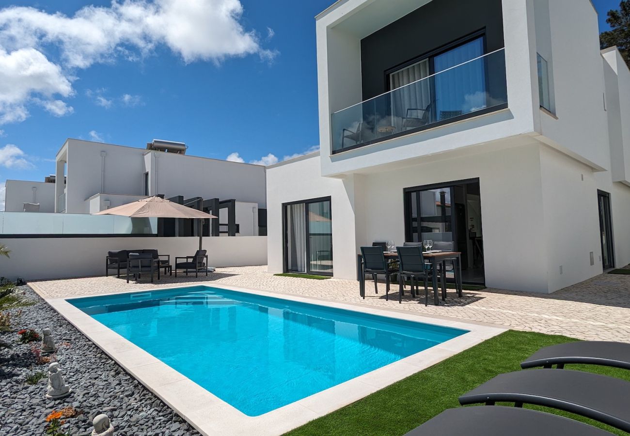 Villa em Pataias - Villa Besugo - Villa de Férias com Piscina Aquecida Privada By SCH
