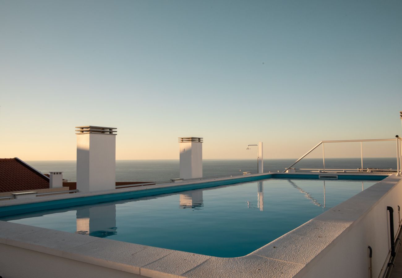 Apartamento acolhedor, Nazaré, central, perto da praia, vistas.