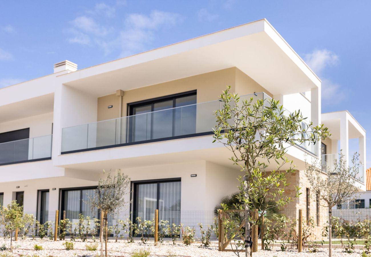 alojamento com piscina privada foz do arelho - BY SCH