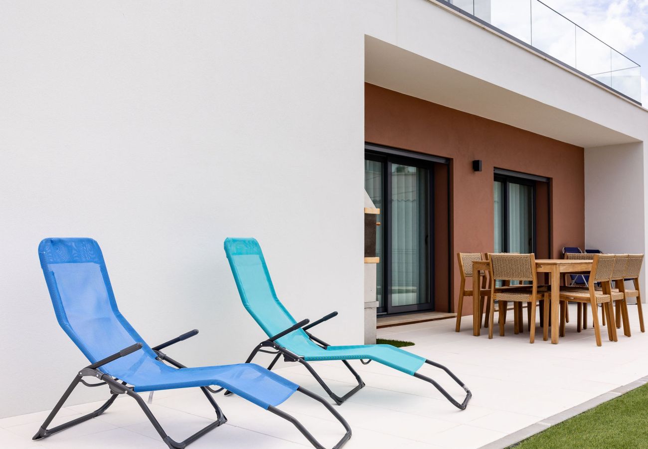 casa férias família Alfeizerão, piscina privada, perto da praia