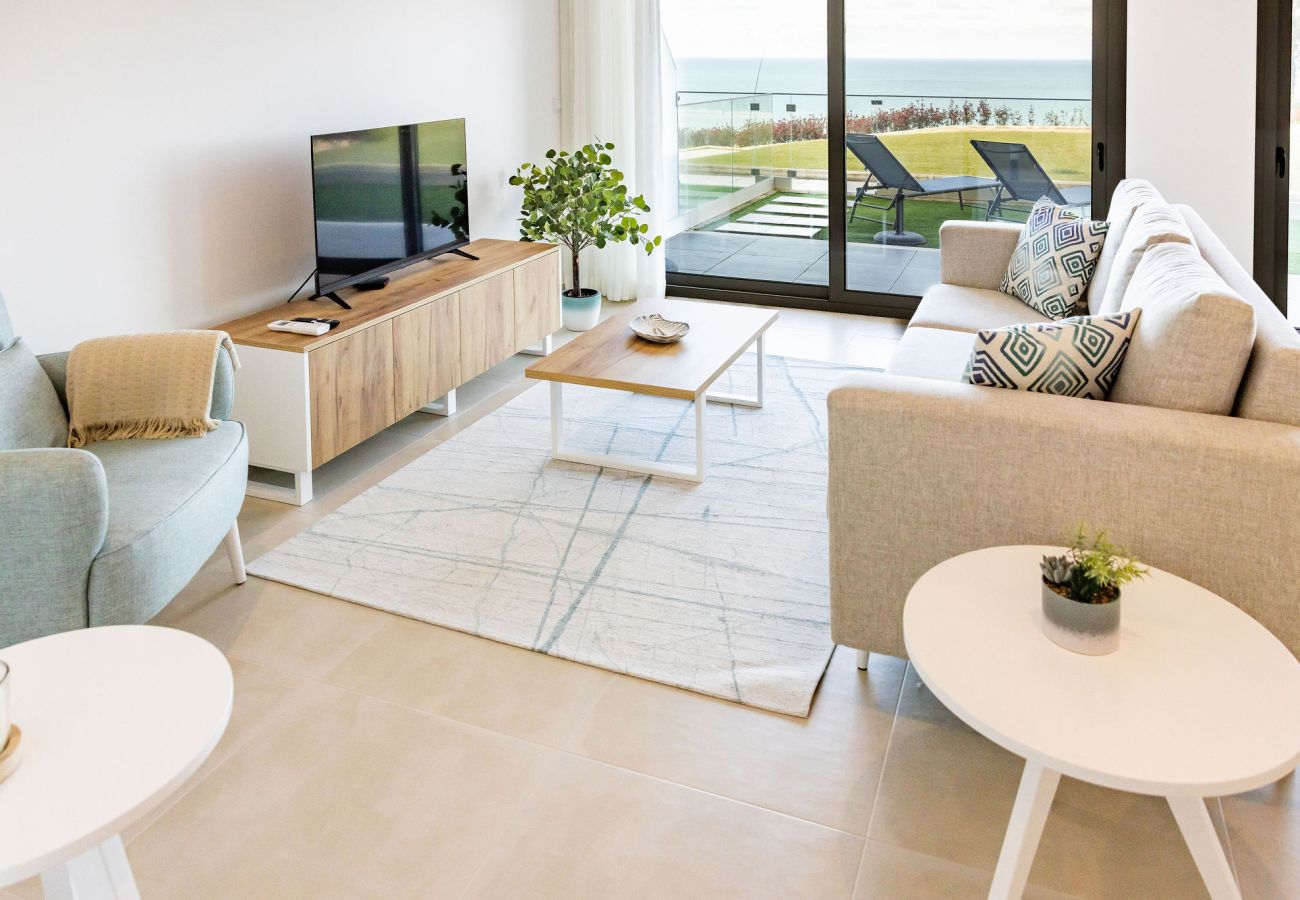 Apartamento Nazaré, vista mar, piscina, Pederneira, alojamento T2
