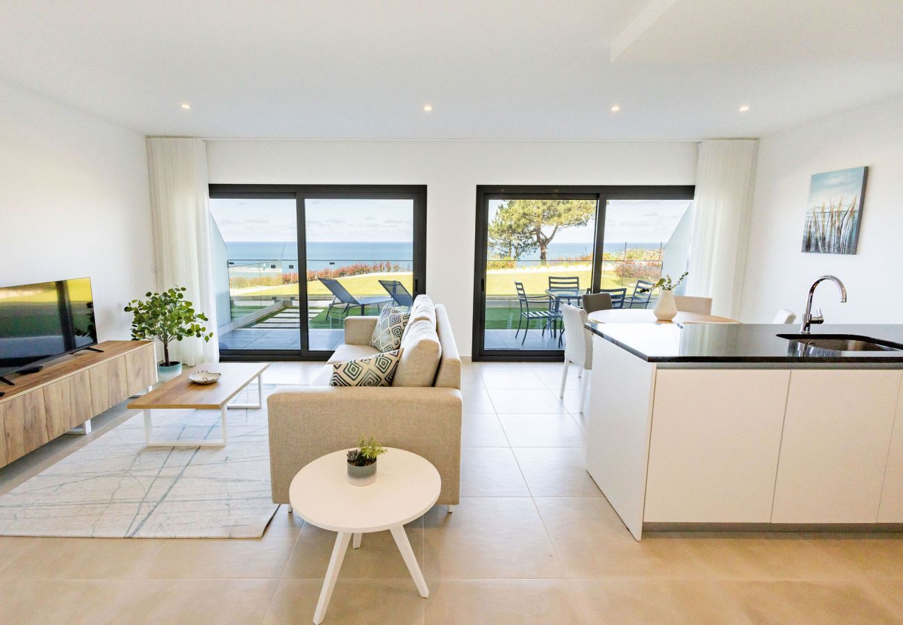 Apartamento Nazaré, vista mar, piscina, Pederneira, alojamento T2