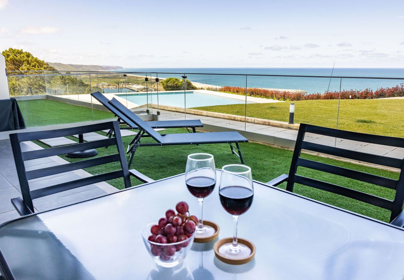 Apartamento Nazaré, vista mar, piscina, Pederneira, alojamento T2