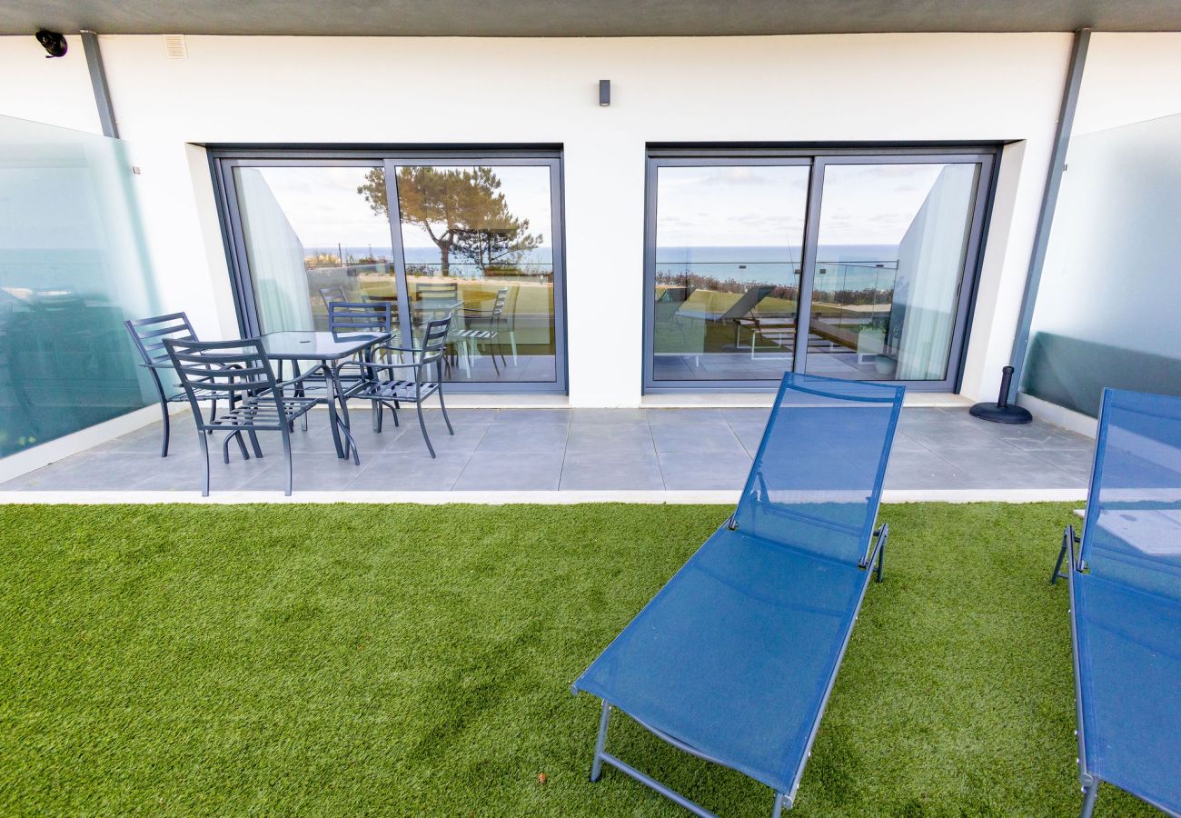 Apartamento Nazaré, vista mar, piscina, Pederneira, alojamento T2