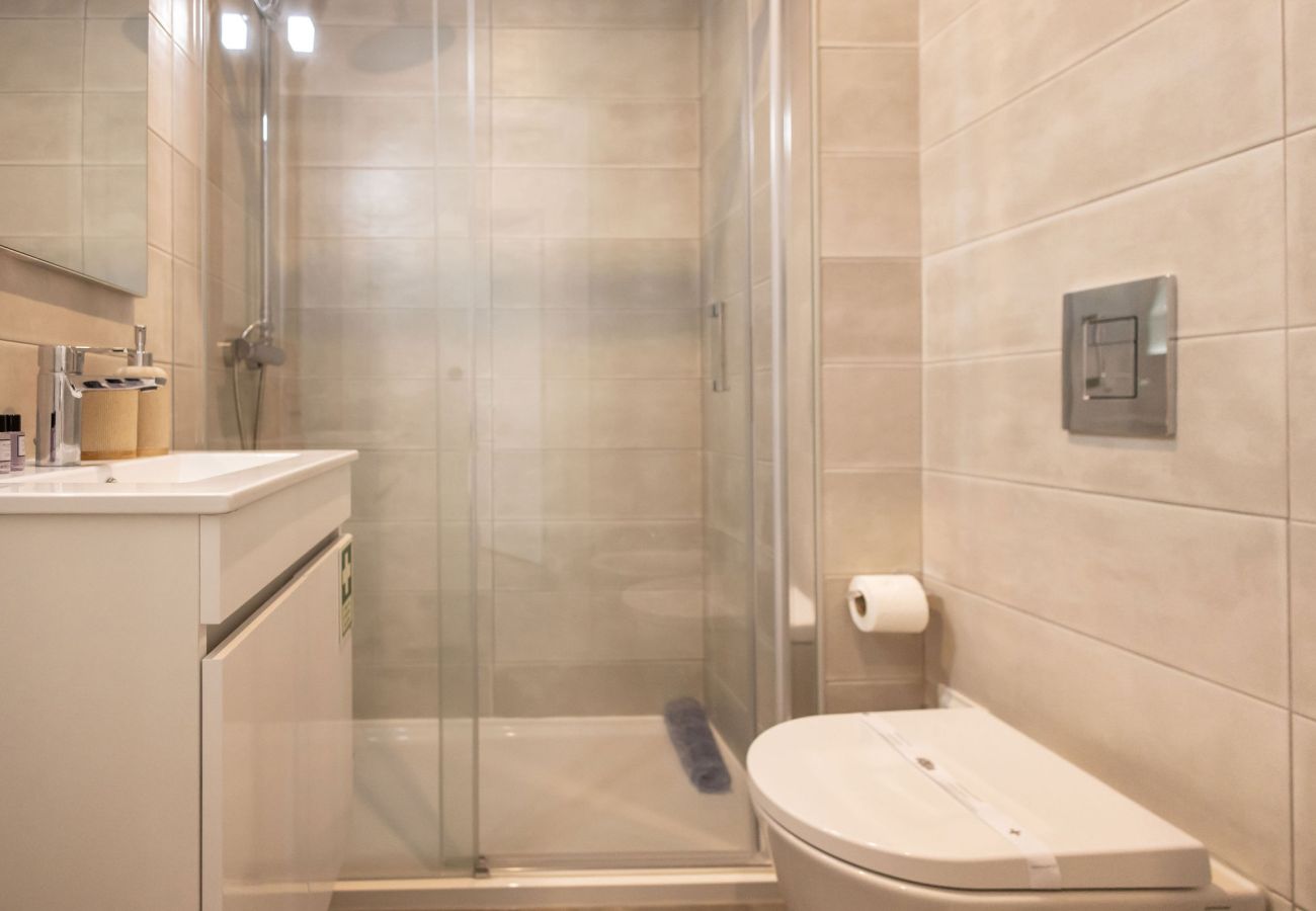 apartamento T2 Nazaré com piscina e vista mar