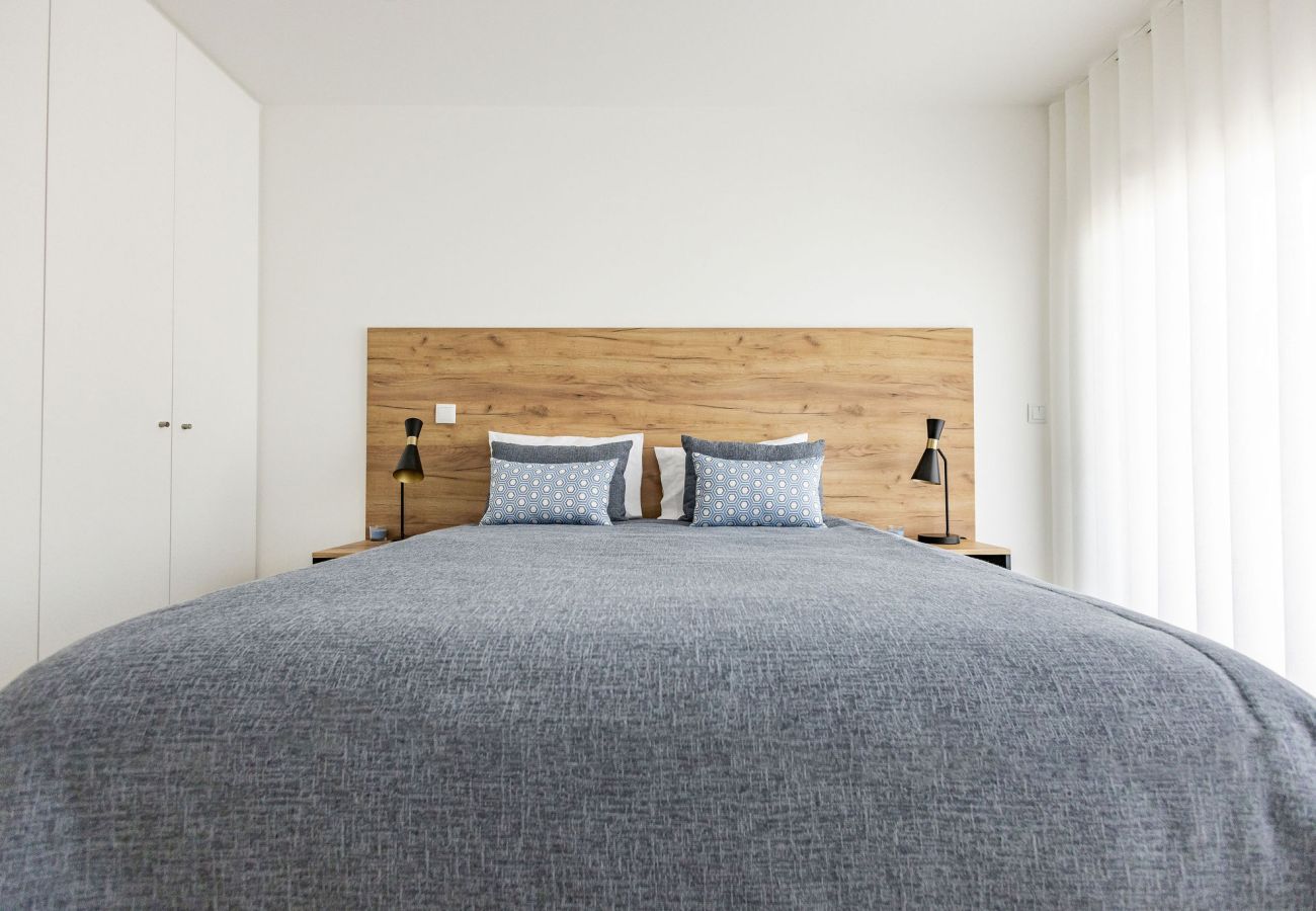 apartamento T2 Nazaré com piscina e vista mar