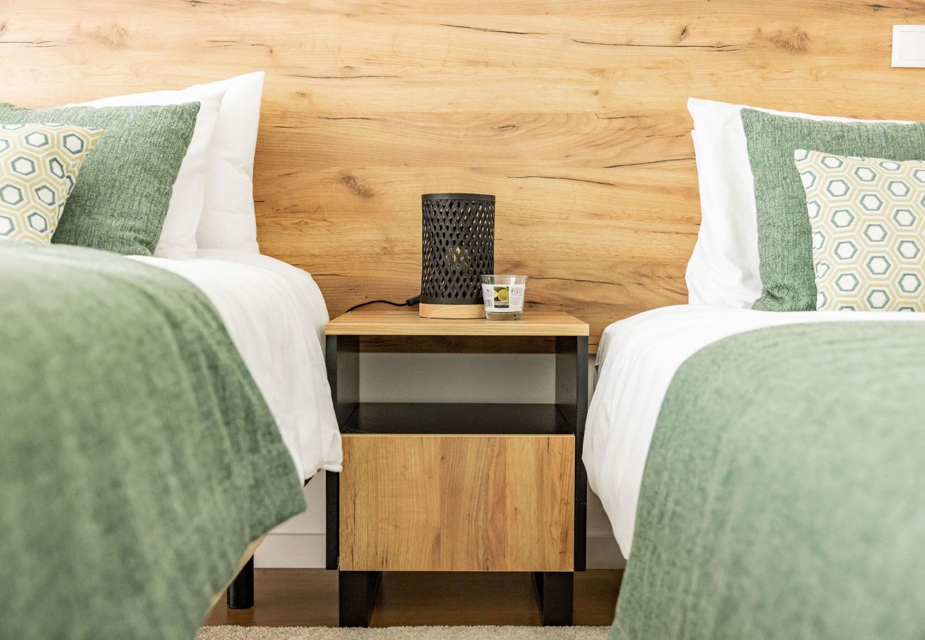 apartamento T2 Nazaré com piscina e vista mar