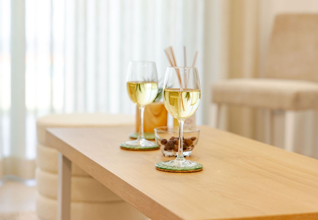 Vale Furado, apartamento de férias, falésias, natureza, trilhos, refúgio tranquilo, praia, Nazaré, Oeste de Portugal, BY SCH