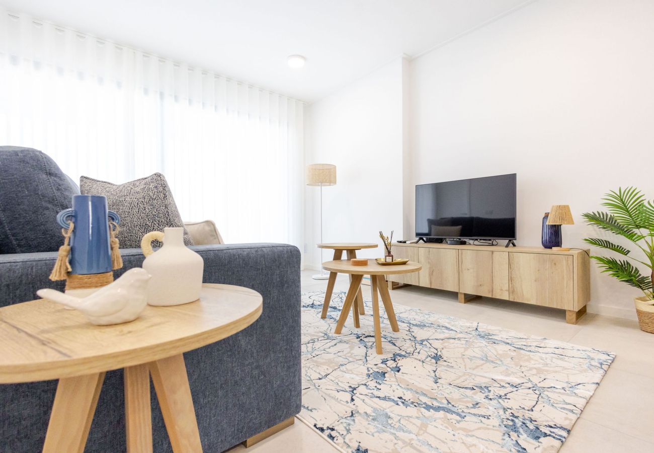 Vale Atlântico – BY SCH, apartamento T2 à beira-mar, conforto, trilhos, falésias e natureza no Oeste de Portugal.