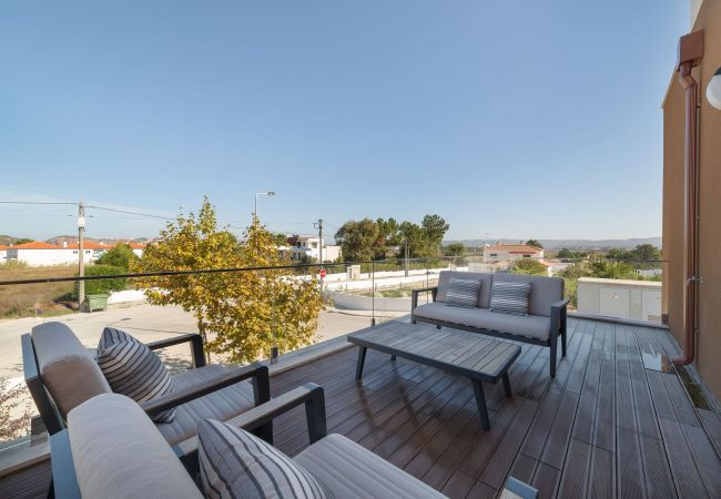 Villa in Salir do Porto - Villa Atlântico - Ferienvilla mit Privatem Pool und Jacuzzi mit Aussicht By SCH Villa in Salir do Porto - Villa Atlântico - Ferienvilla mit Privatem Pool und Jacuzzi mit Aussicht By SCH