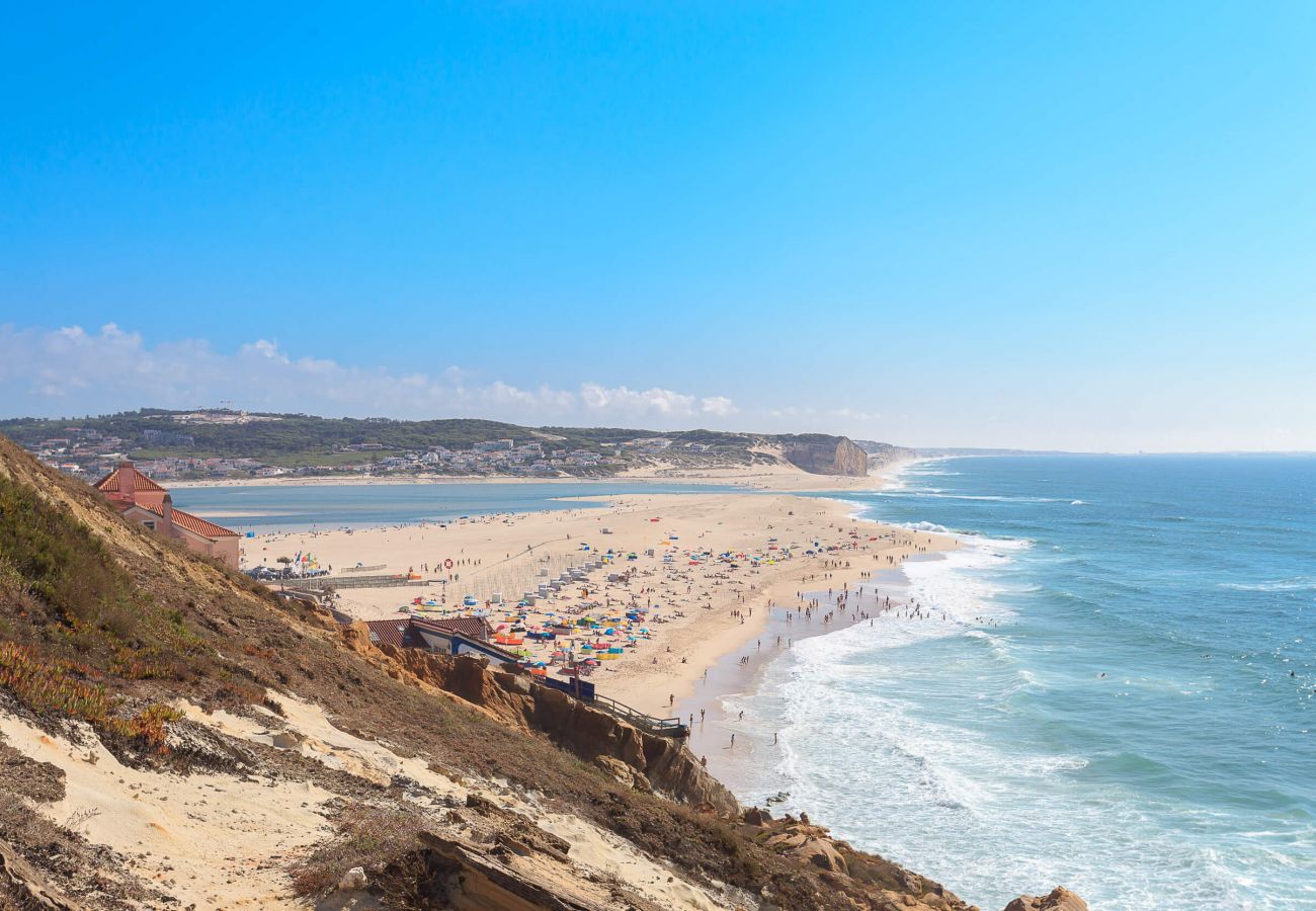 Moderne Ferienwohnung in Foz do Arelho zu vermieten, drei Schlafzimmer, privater Pool, nahe am Strand,