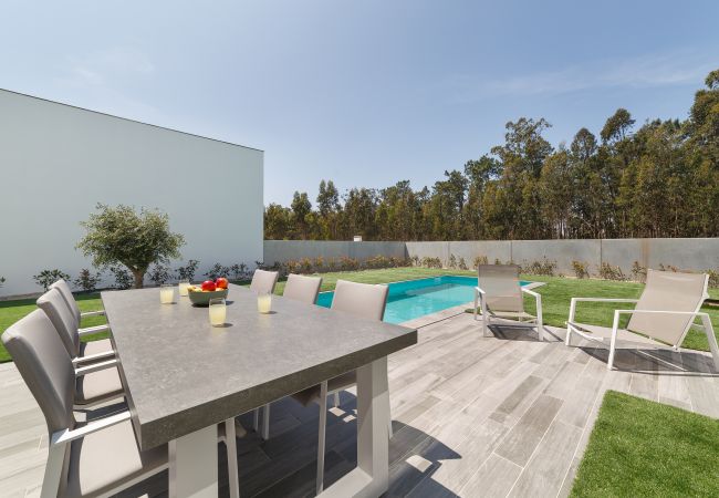 Ferienhäuser, Villa Paraíso, São Martinho do Porto, Strand, Pool, Familien, Portugal.