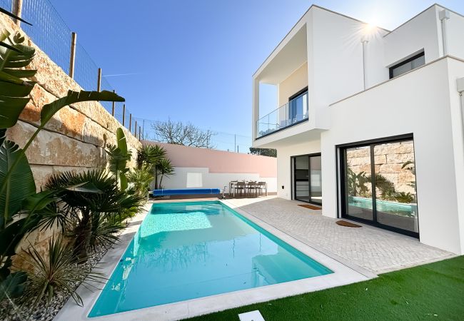 Villa in Foz do Arelho - Casa do Cruzeiro - BY SCH Villa in Foz do Arelho - Casa do Cruzeiro - BY SCH