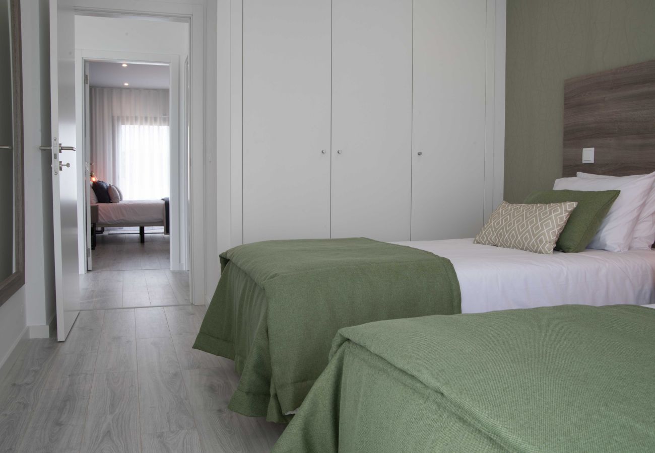 Familienferienhaus Alfeizerão, privater Pool, strandnah