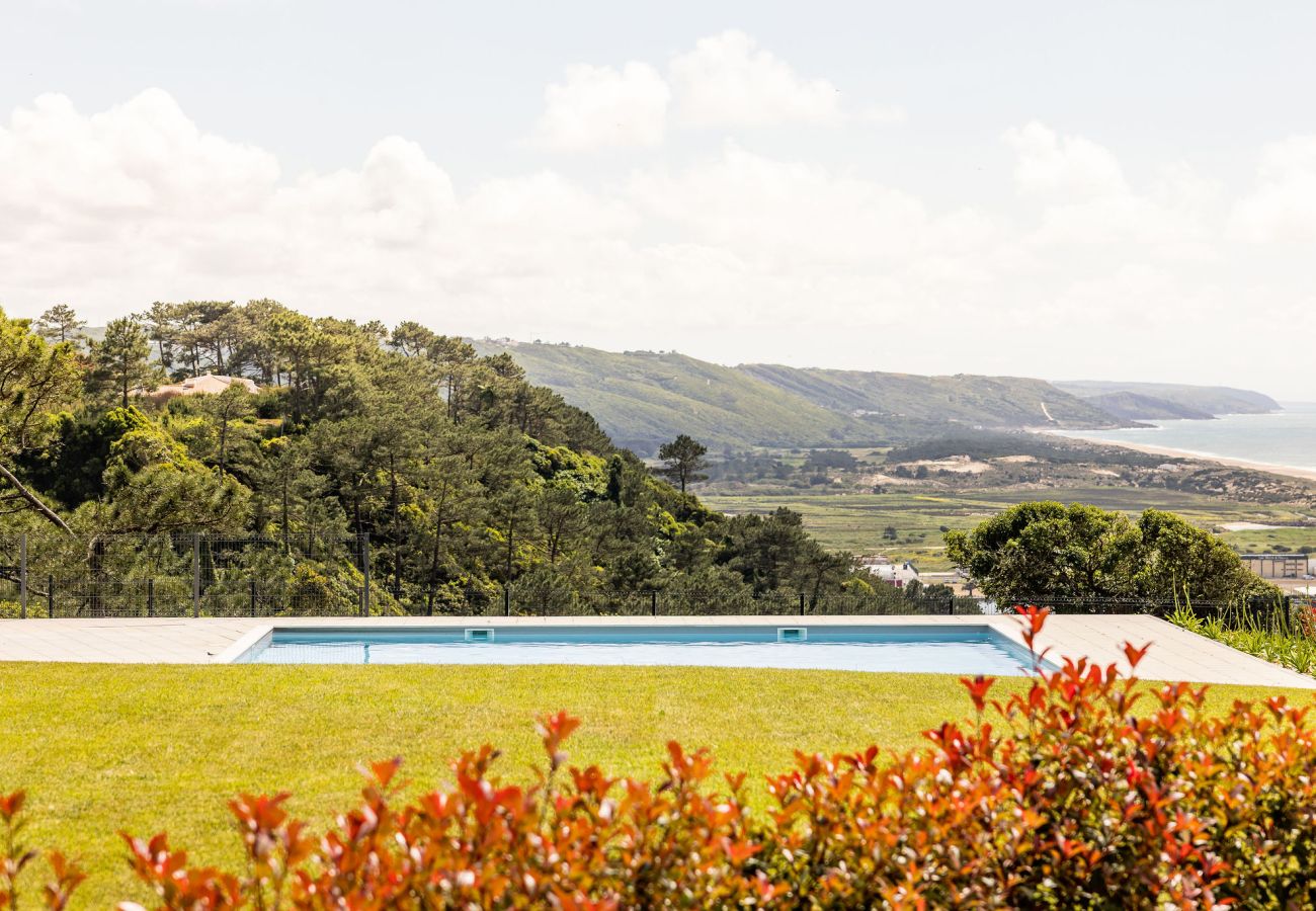 Ferienwohnung Nazaré mit Meerblick und Pool