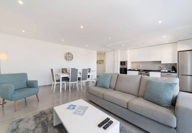 Apartment in Nazaré - Muralha II H - T2 Holiday Apartment with views of Praia do Norte By SCH Apartment in Nazaré - Muralha II H - T2 Holiday Apartment with views of Praia do Norte By SCH