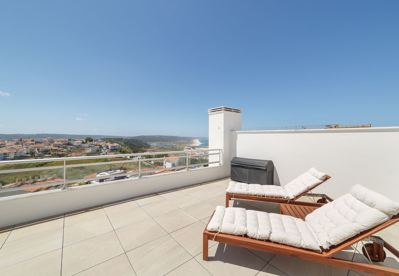 Nazaré, Holiday, beach, flat, swimming pool, family, Portugal, SCH