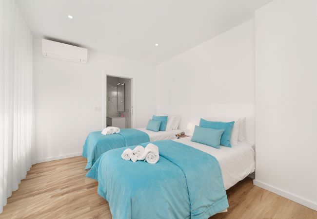 Villa in Salir do Porto - Villas Garça - Holiday Villa with Private Heated Pool By SCH Villa in Salir do Porto - Villas Garça - Holiday Villa with Private Heated Pool By SCH