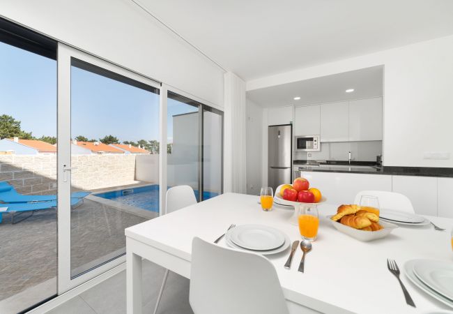 Villa in Salir do Porto - Villas Garça - Holiday Villa with Private Heated Pool By SCH Villa in Salir do Porto - Villas Garça - Holiday Villa with Private Heated Pool By SCH