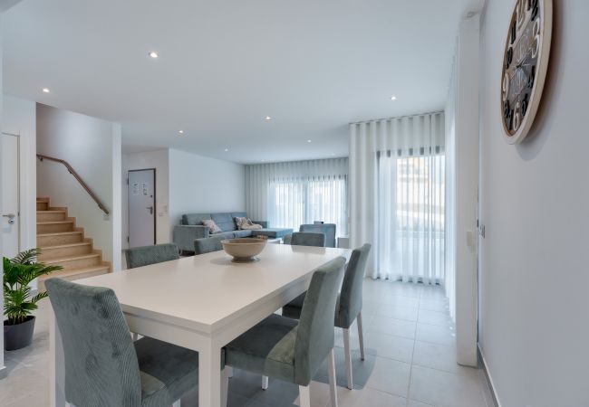 Villa in Foz do Arelho - Villa Foz - Holiday Villa with Private Pool By SCH Villa in Foz do Arelho - Villa Foz - Holiday Villa with Private Pool By SCH