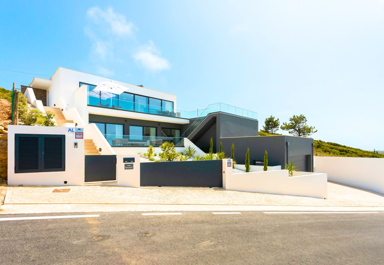 Villa in Famalicão - Casa Berlenga - Holiday Villa with Private Pool & Ocean views By SCH