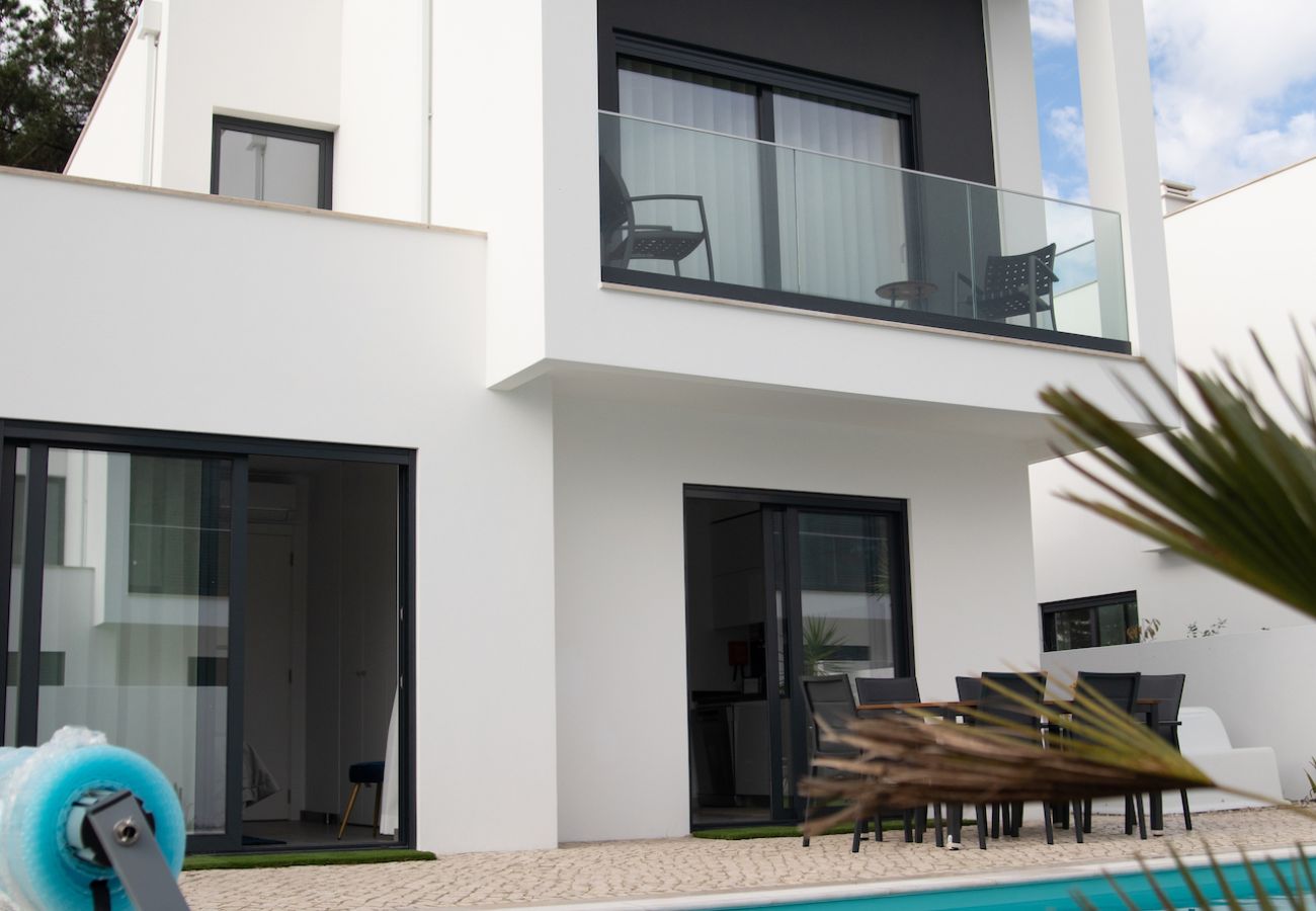 Villa Besugo, Pataias, holidays, private pool, family, beach, SCH