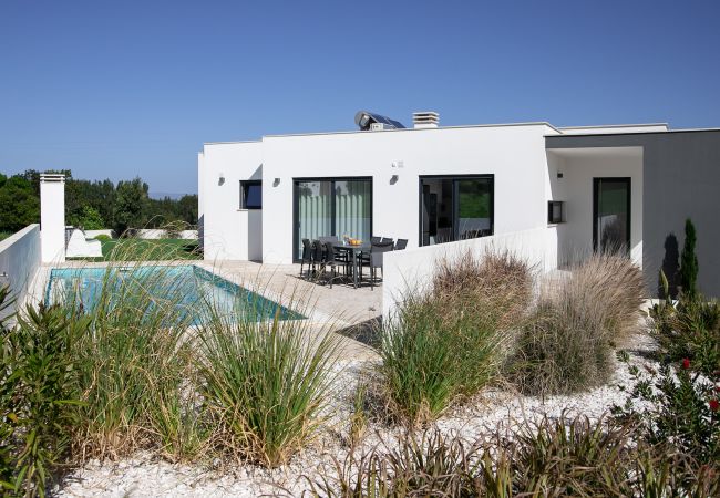 Villa in Serra do Bouro - Casa da Serra - Holiday Villa with Private Pool By SCH Villa in Serra do Bouro - Casa da Serra - Holiday Villa with Private Pool By SCH