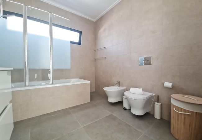 Villa in Foz do Arelho - Casa Encanto da Foz - BY SCH Villa in Foz do Arelho - Casa Encanto da Foz - BY SCH