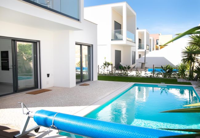 Villa in Foz do Arelho - Casa do Cruzeiro - BY SCH Villa in Foz do Arelho - Casa do Cruzeiro - BY SCH