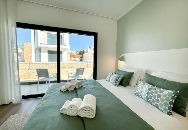 Villa in Foz do Arelho - Casa do Cruzeiro - BY SCH Villa in Foz do Arelho - Casa do Cruzeiro - BY SCH