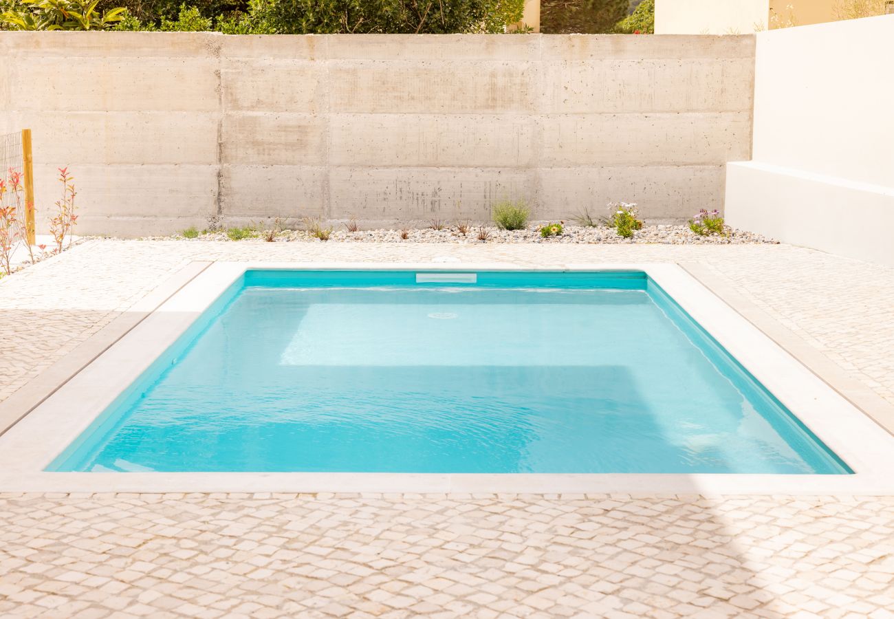 Foz do Arelho, 3-bedroom, private pool, beach, lagoon, holidays
