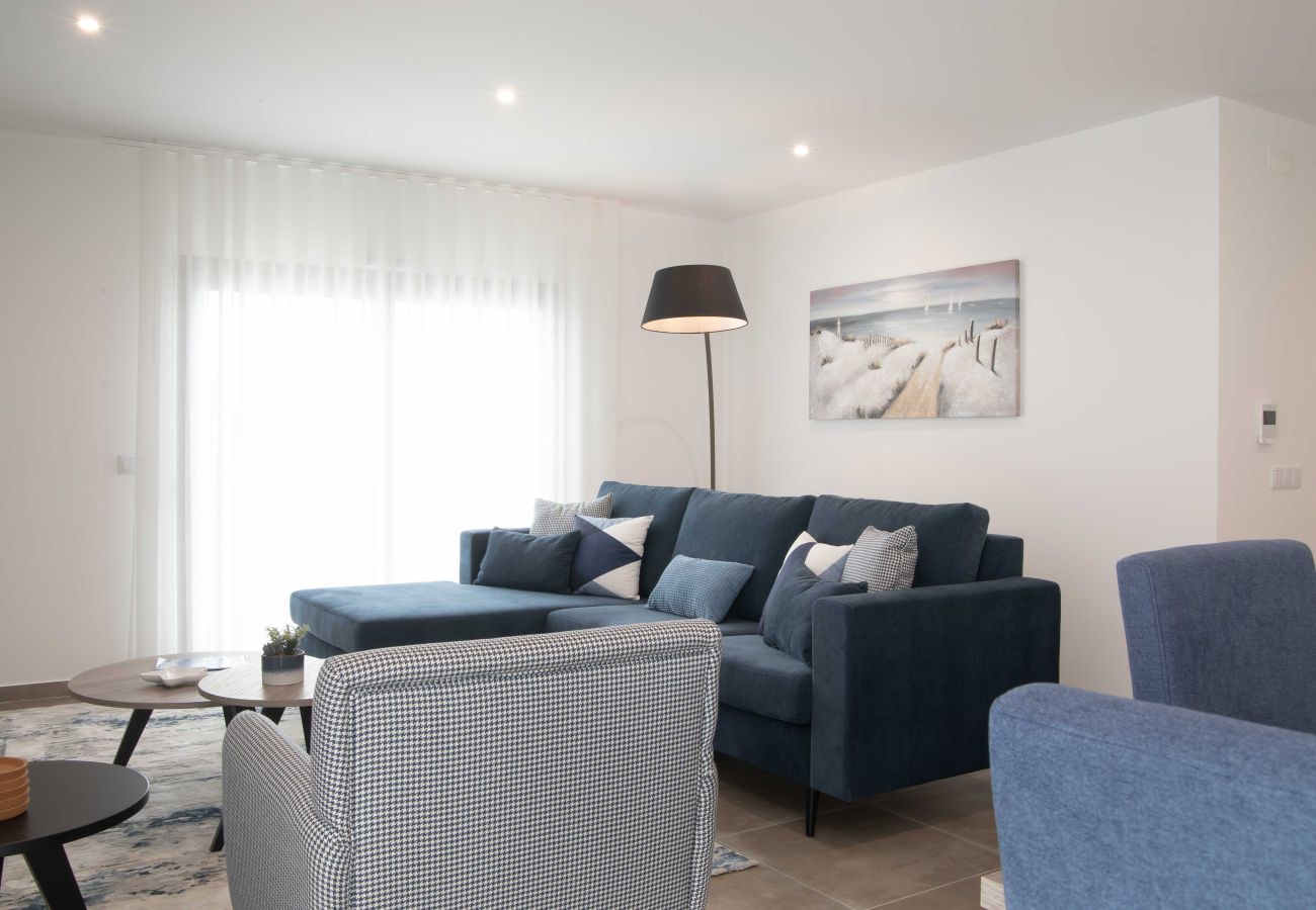 family holiday home Alfeizerão, private pool, near the beach