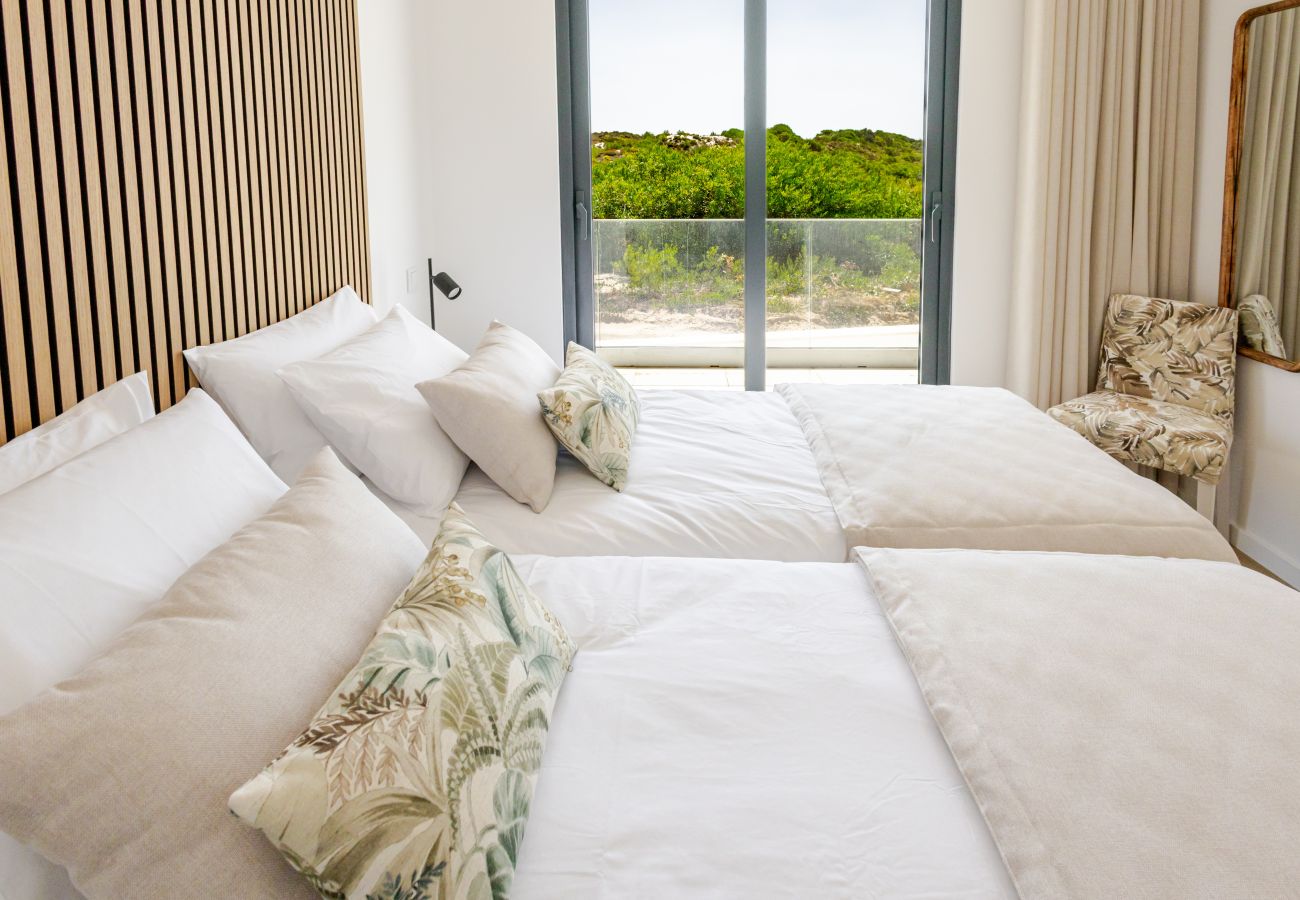 Vale Furado, 2-bedroom apartment, sea & nature holidays