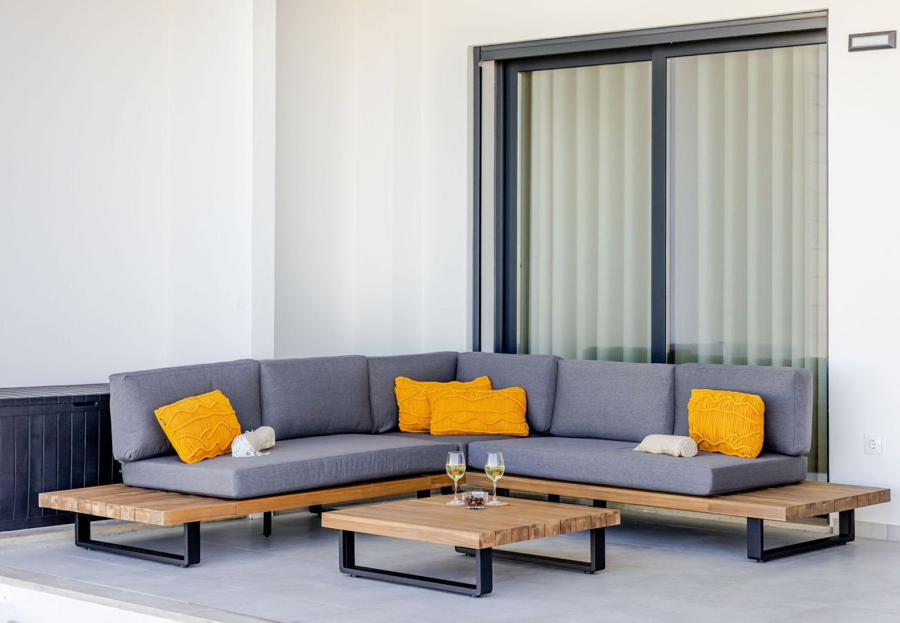 Vale Furado, 2-bedroom apartment, sea & nature holidays