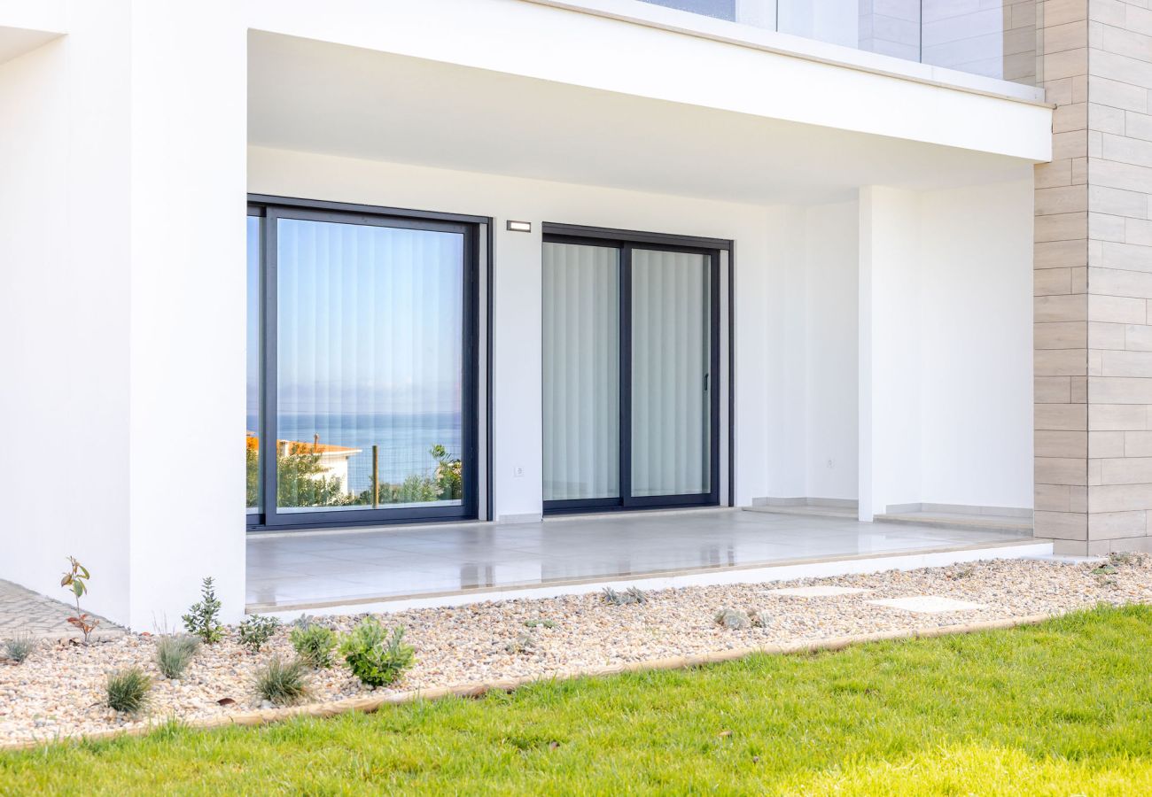 Vale Atlântico – BY SCH, T2 apartment by the sea, comfort, trails, cliffs and nature on Portugal’s West Coast.